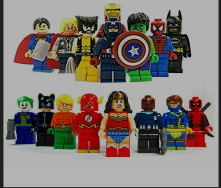 16 Piece Superhero Mini Figures Set