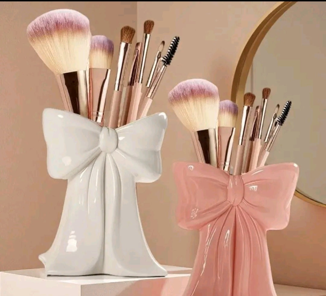 Ceramic Bow Brush Holder