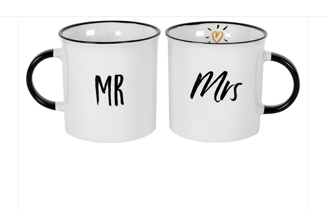Mr & Mrs Mug Set