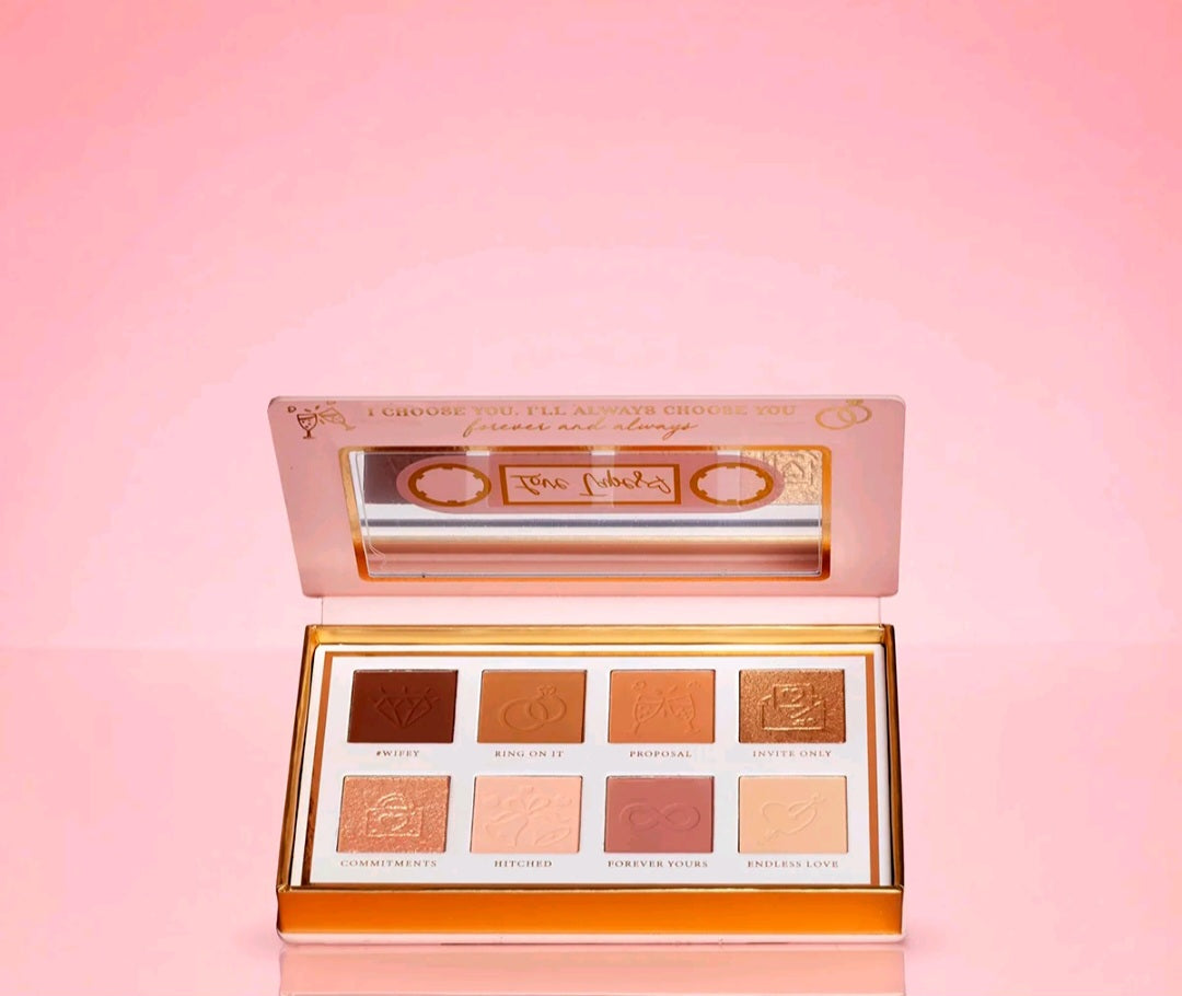 Love Tapes Eyeshadow Palette