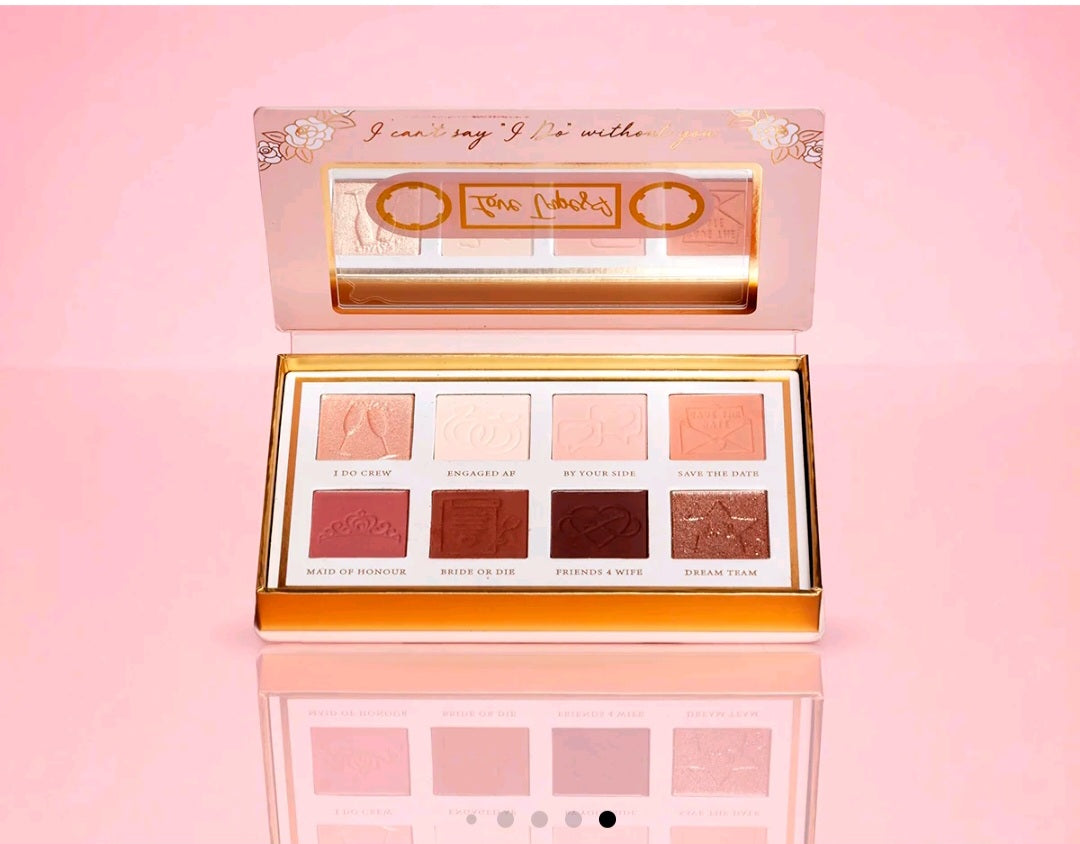 Love Tapes Eyeshadow Palette